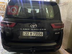 تۆیۆتا لاند کروزەر